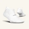 Feetures High Performance Ultra Light No Show Tab (White)